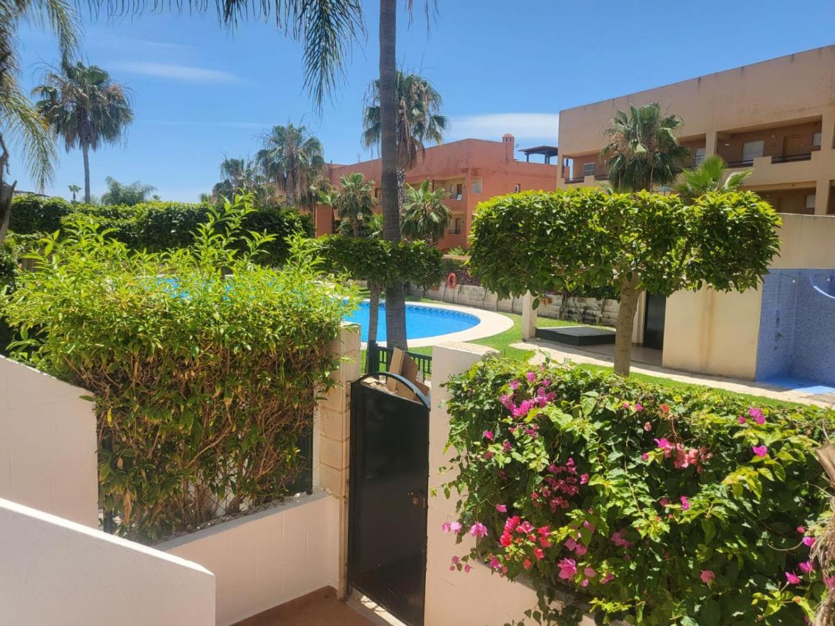 ¡Bajo Precioso Con Salida Directa A La Piscina Comunitaria En Paraiso De Vera! Экстерьер фото